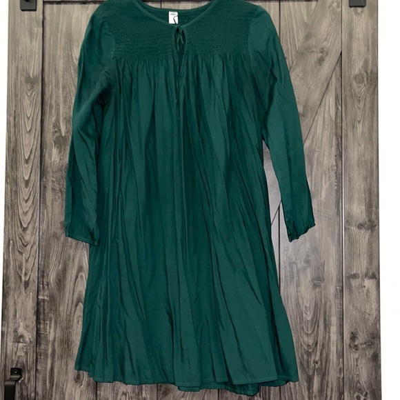 Old Navy Dresses & Skirts - Emerald green long sleeve dress